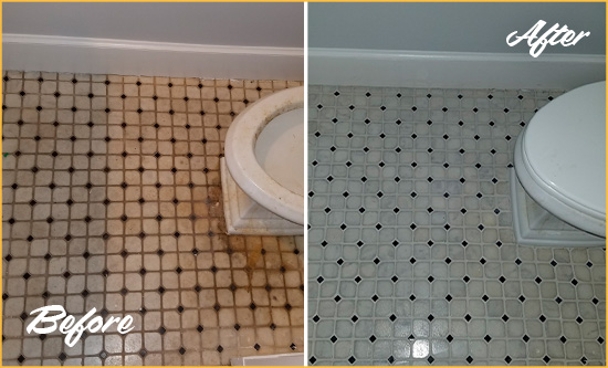Sir Grout Cleans this Temecula Bathroom Tile and Grout Cleaned to Remove Stains Before and After Picture of a Temecula Bathroom Tile and Grout Cleaned to Remove Stains
